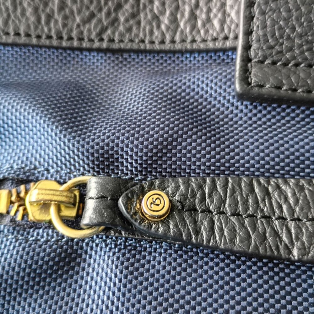 JPK Paris 75 Navy Blue Crossbody Bag with Gold Hardware Pockets & Floral Lining - Picture 7 of 9